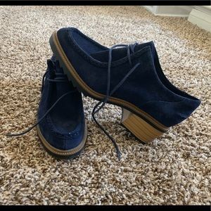 CLARKS SOMERSET Balmer Willow Navy Suede Lace Up